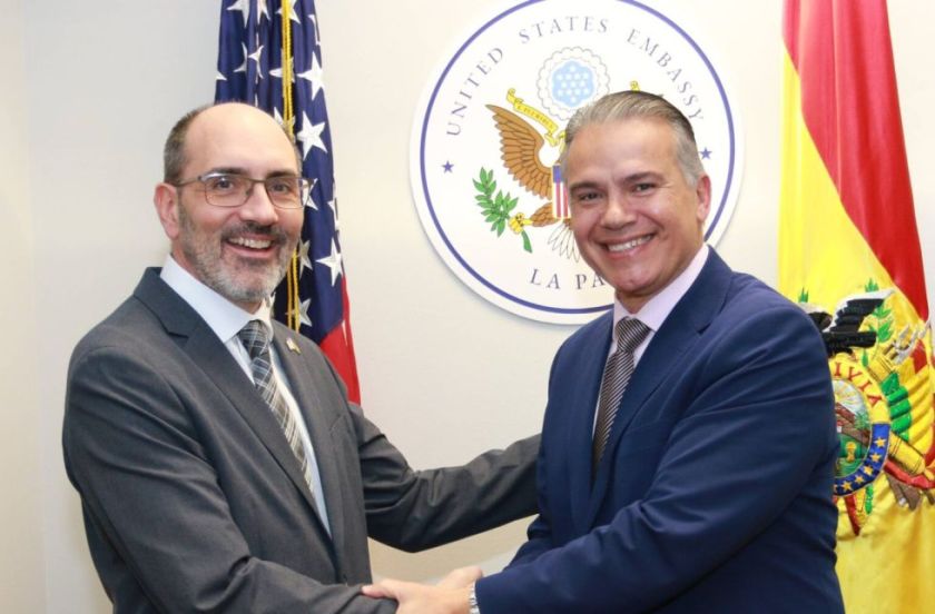 Encargado de Negocios de EEUU reafirma apoyo “inquebrantable” al gobierno de Paz