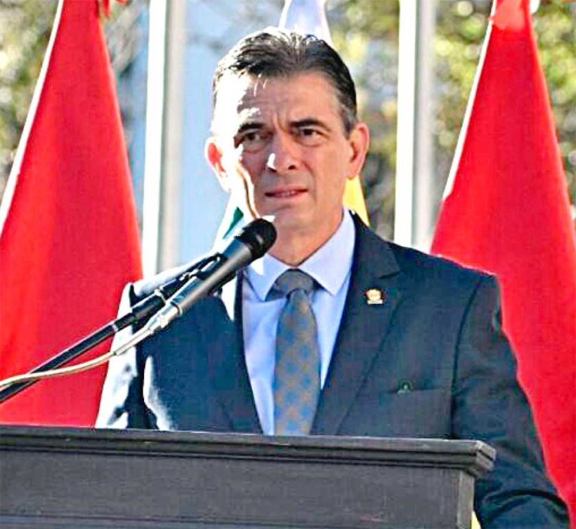 Gobierno ratifica intención de aprehender a Morales