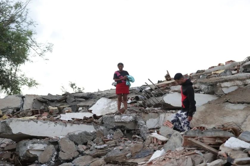Redes sociales, el otro canal de los venezolanos para buscar a desaparecidos tras los terremotos