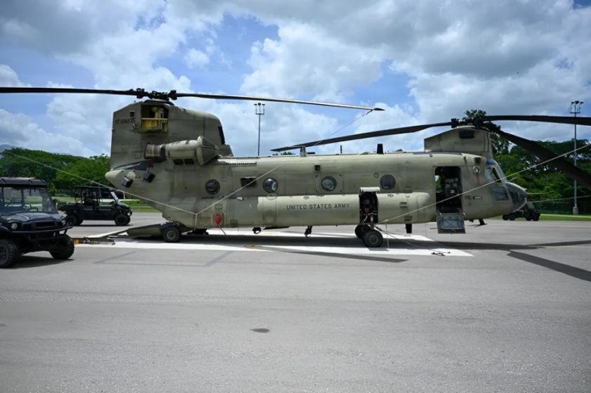 EE.UU. envía a Venezuela una flota de aeronaves militares, buques navales y ayuda de la Fuerza Espacial
