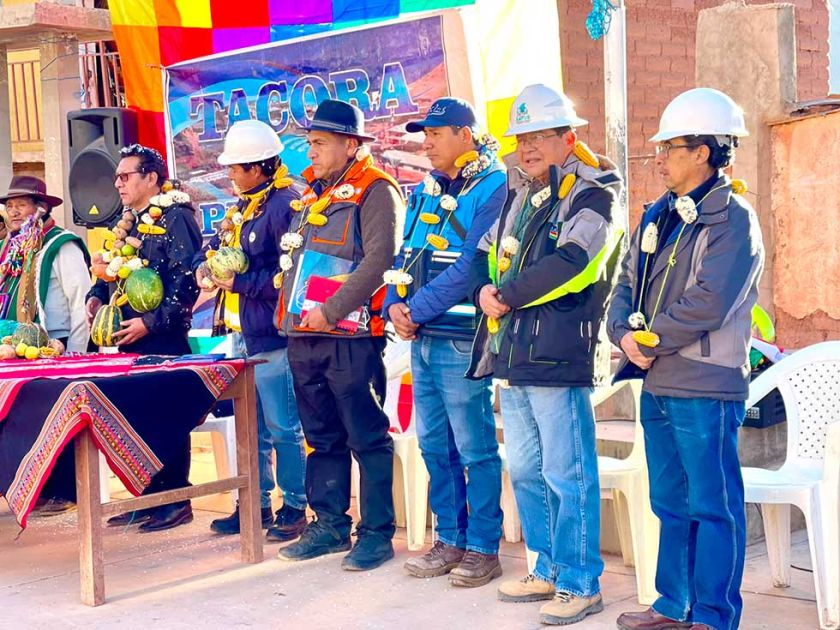 Comunarios dan luz verde para la captación de agua de Tacora