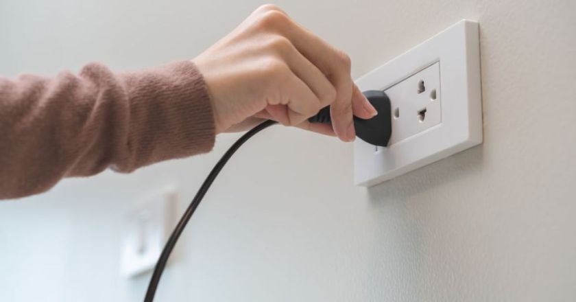 Gobierno fija tope del 5% a variación mensual de tarifas eléctricas con nuevo decreto