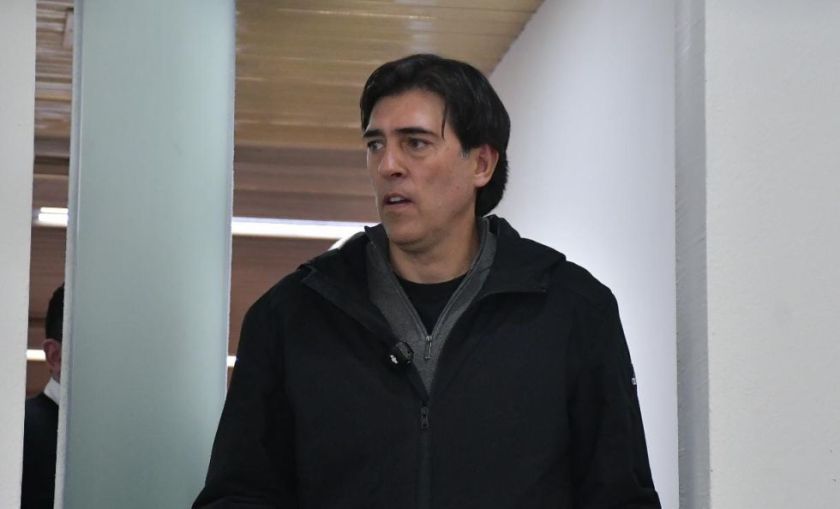 Zamora atribuye filas por combustibles a bloqueos 