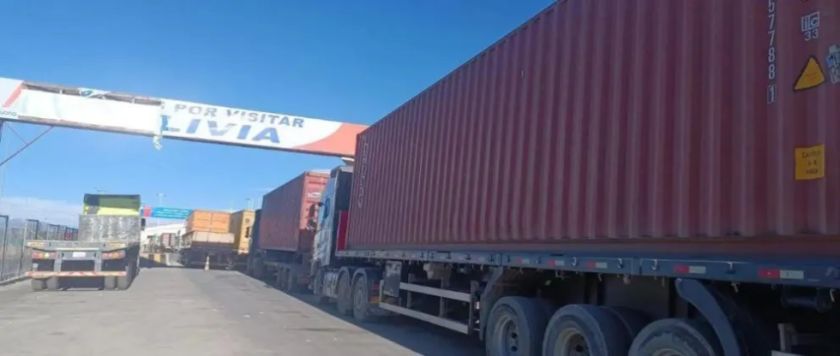 Canciller informa que el paso de Pisiga - Colchane estará disponible lo antes posible