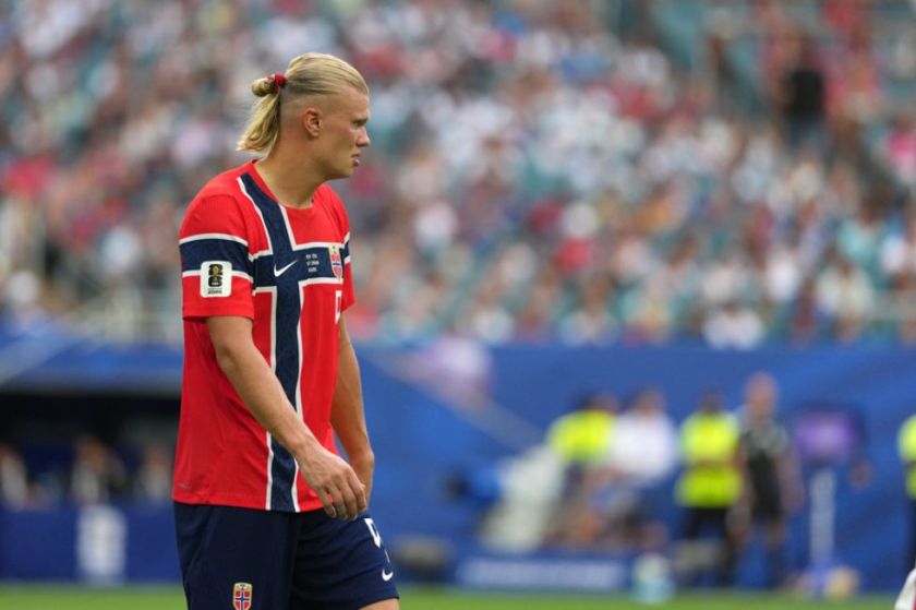 ¿Por qué salió Erling Haaland del partido entre Noruega e Inglaterra?