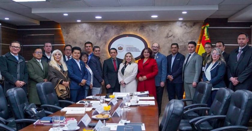 Ejecutivo, Legislativo y Judicial conforman ocho comisiones de trabajo