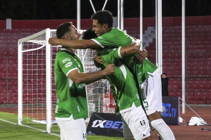 Real Tomayapo huye del fondo con triunfo ajustado