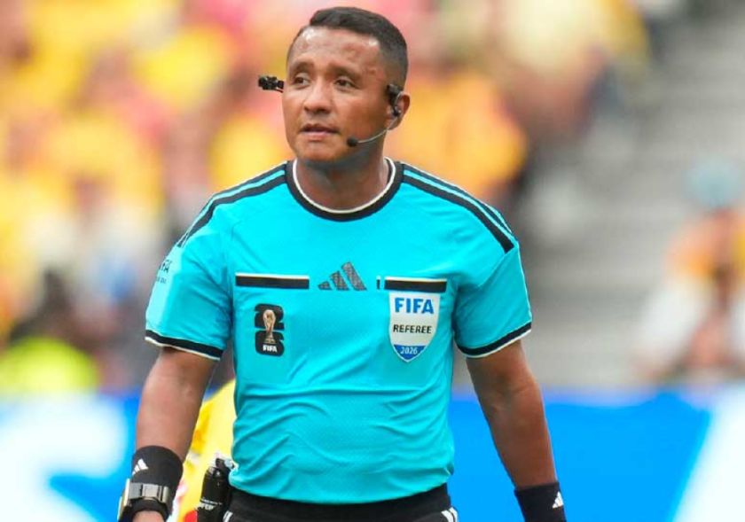 El salvadoreño Iván Barton dirigirá la primera semifinal