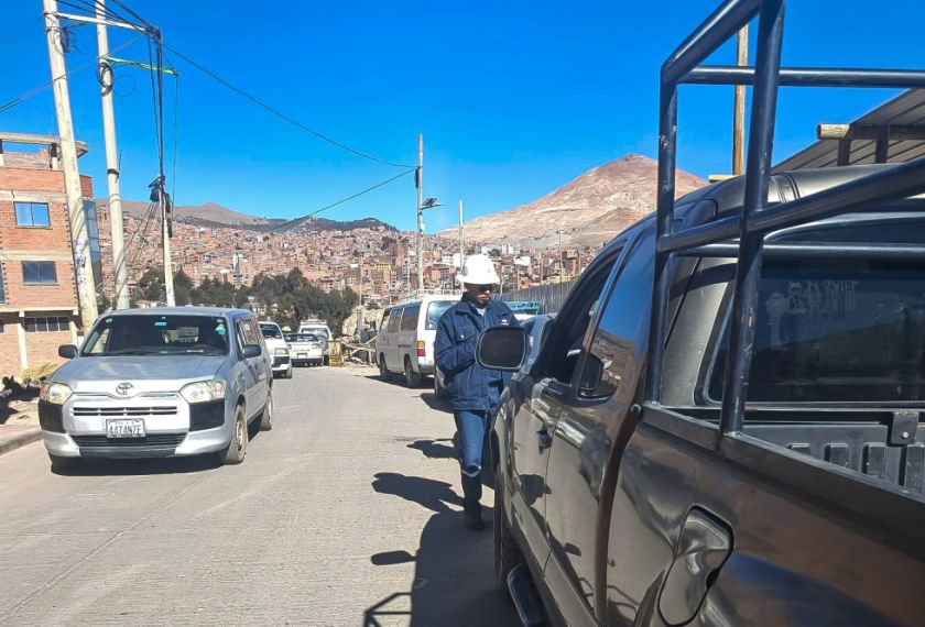 Operativos de YPFB y ANH en Potosí identifican 85 vehículos en cargas irregulares de combustible