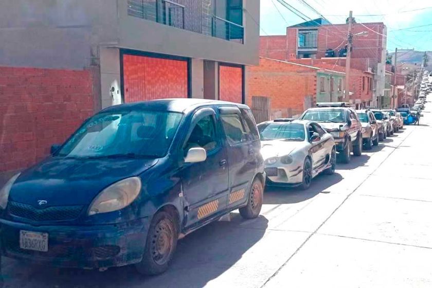Choferes están en emergencia por la escasez de carburantes