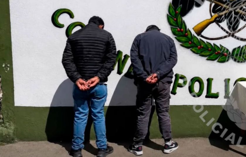 El Alto: Aprehenden a dos hombre que se hacían pasar por policías