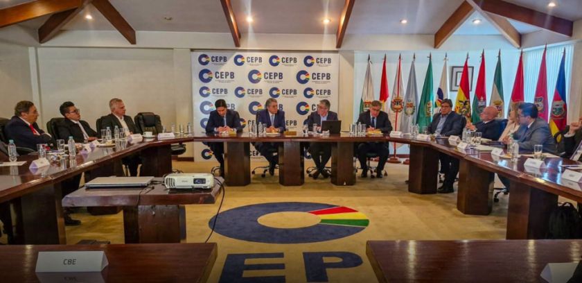 Gobierno socializa con empresarios el proyecto de Ley de Inversiones