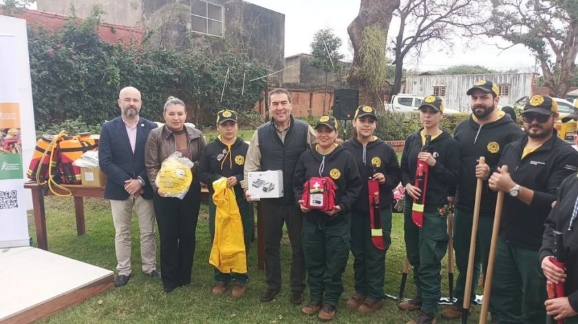 Gobierno fortalece la capacidad de respuesta de bomberos forestales