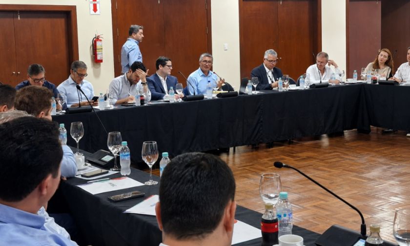 Gobierno socializa ante la CAINCO el proyecto de Ley de Inversiones