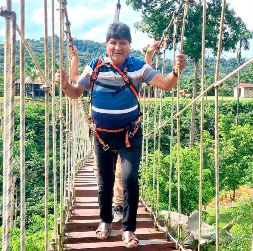 Presidente del TSJ pide ejecutar órdenes de captura contra Evo