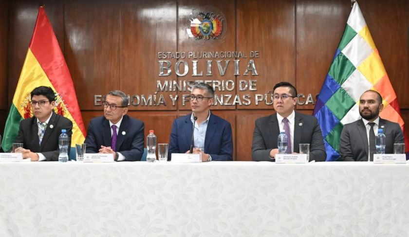 Bolivia registra un superávit fiscal del 0,2% en cinco meses, según el Gobierno