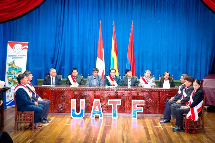Potosí acoge la conferencia nacional de docentes del país