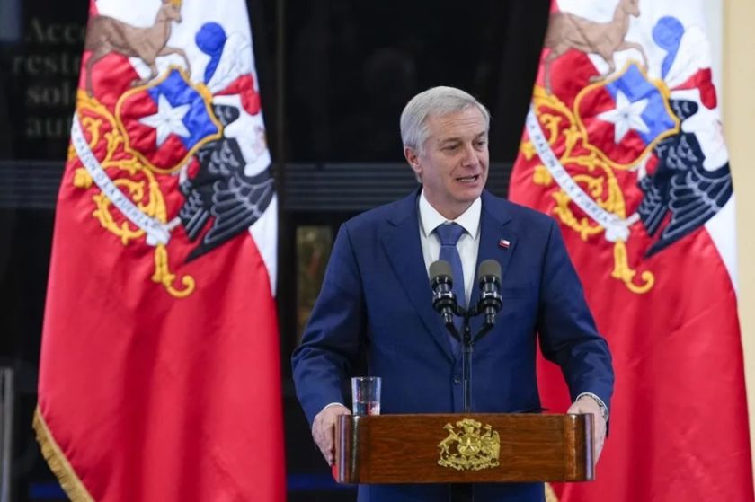 El presidente de Chile anuncia una reforma constitucional en seguridad