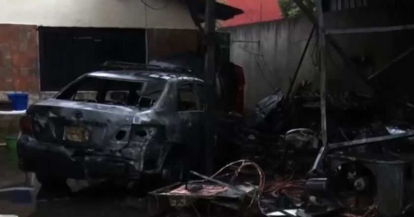 Santa Cruz: Un incendio consume taller mecánico y deja un herido 