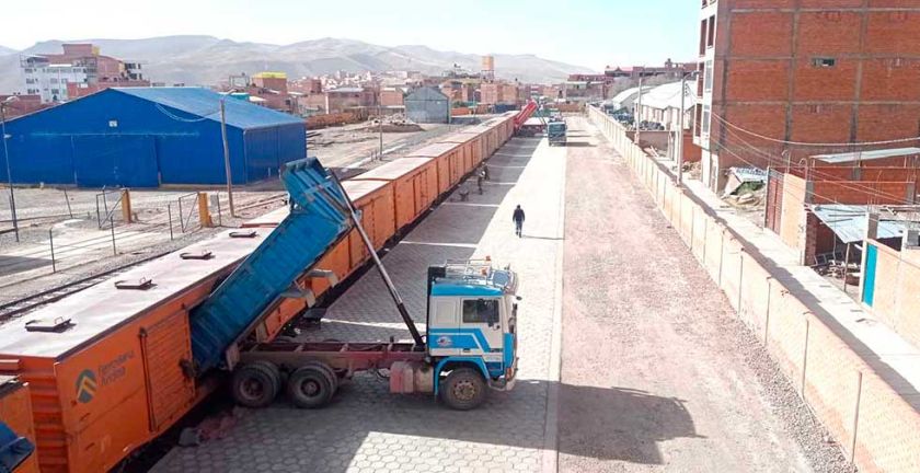 Alcaldías demandan el 80% de  las regalías mineras en Potosí