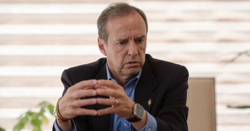 Tuto Quiroga anuncia una propuesta de reforma constitucional