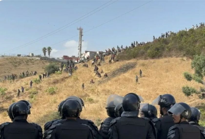 Marruecos eleva a 148 los migrantes interceptados cerca de la frontera con Ceuta