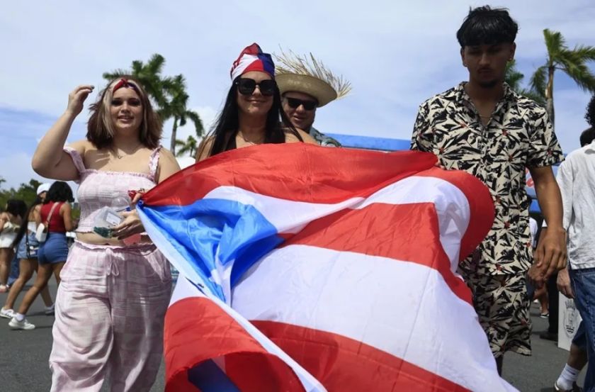 Gran expectación entre los fanáticos de Bad Bunny ante el cierre de su gira en Puerto Rico