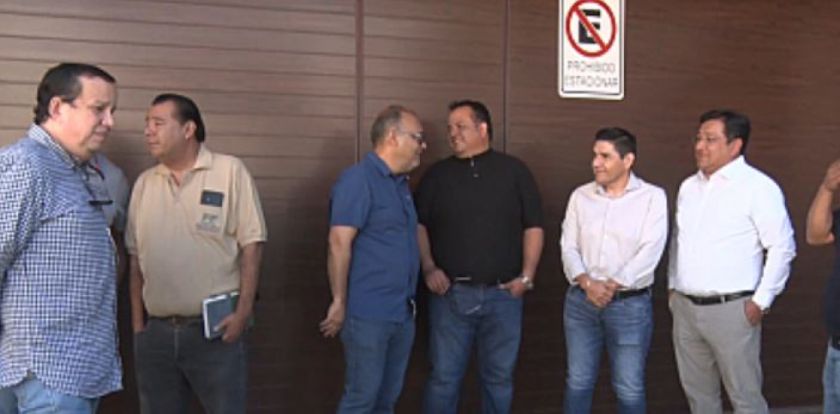 Gobierno y cisterneros buscan acuerdos para garantizar abastecimiento de combustibles