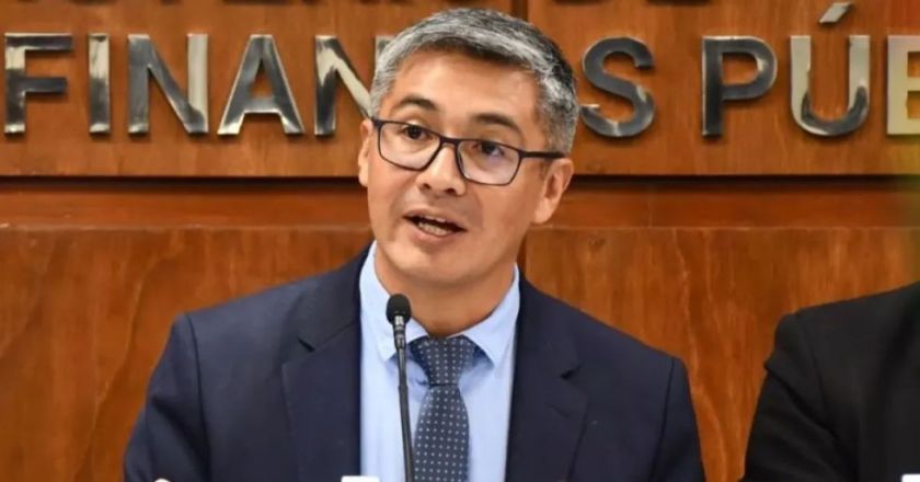 José Gabriel Espinoza retira amparo contra su censura en la ALP