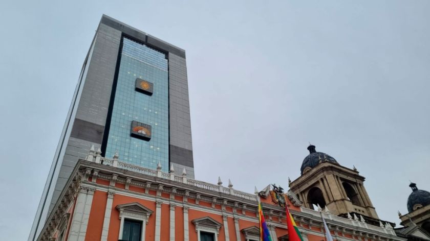 Gobierno informó que lanza programa de enlosetado para genera empleos directos e eindirectos