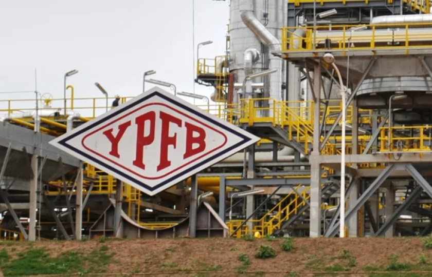 Ministro Blanco descarta privatización de YPFB