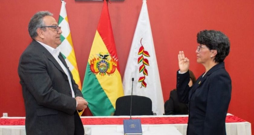 Posesionan a Luz Jiménez como nueva viceministra de Educación Regular