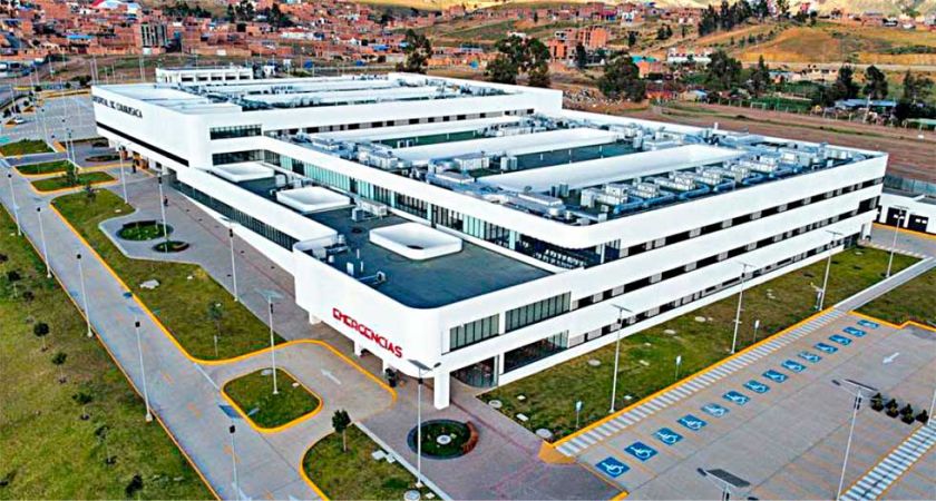 Hospital opera con el 60%  del personal de ‘bata gris’
