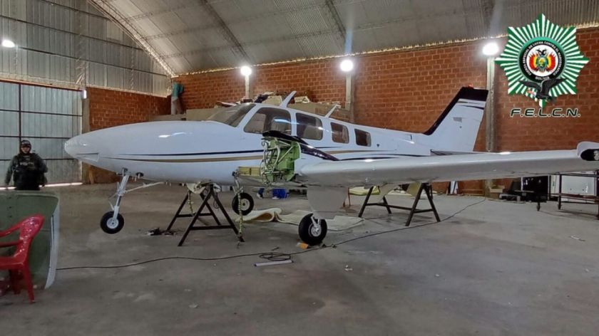 Santa Cruz: Decomisan dos avionetas presuntamente vinculadas con el n@rcotr@fic*