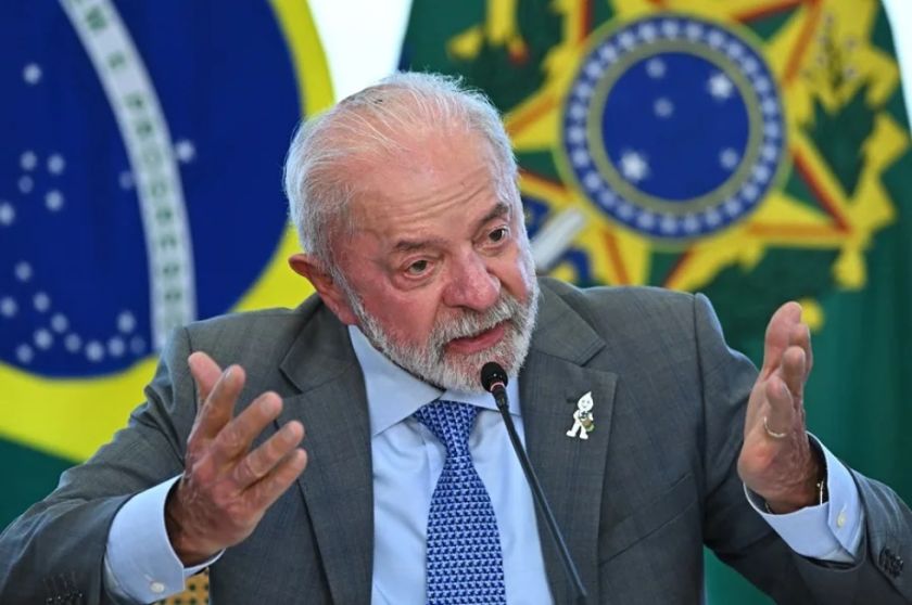 Brasil entra en una nueva fase de la campaña con Lula y Flávio Bolsonaro bajo la lupa