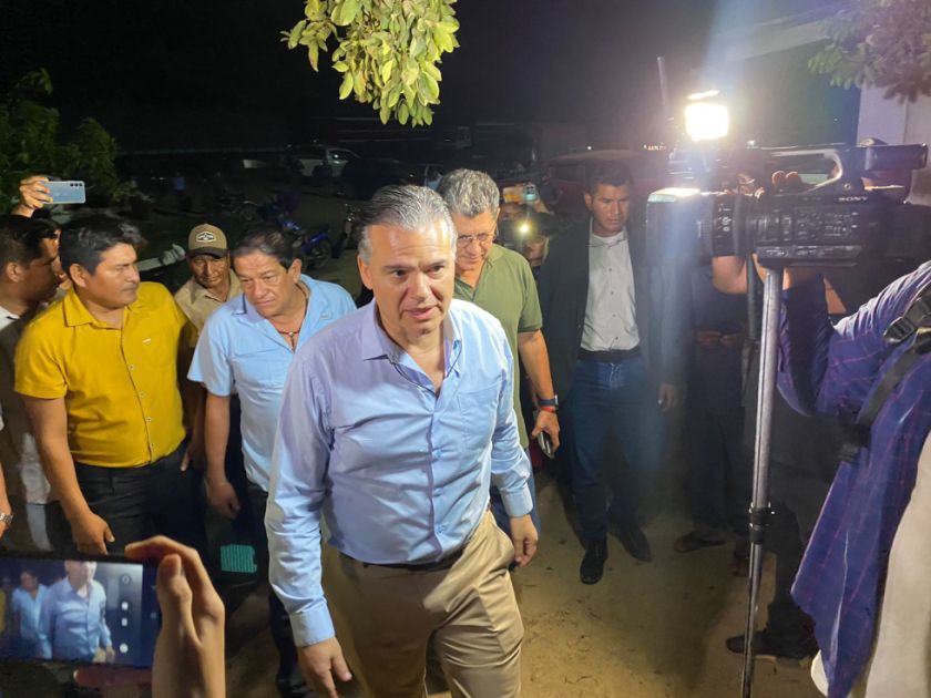 Defensa y Gobernación de Beni buscan reinstalar el diálogo en el puente San Pablo
