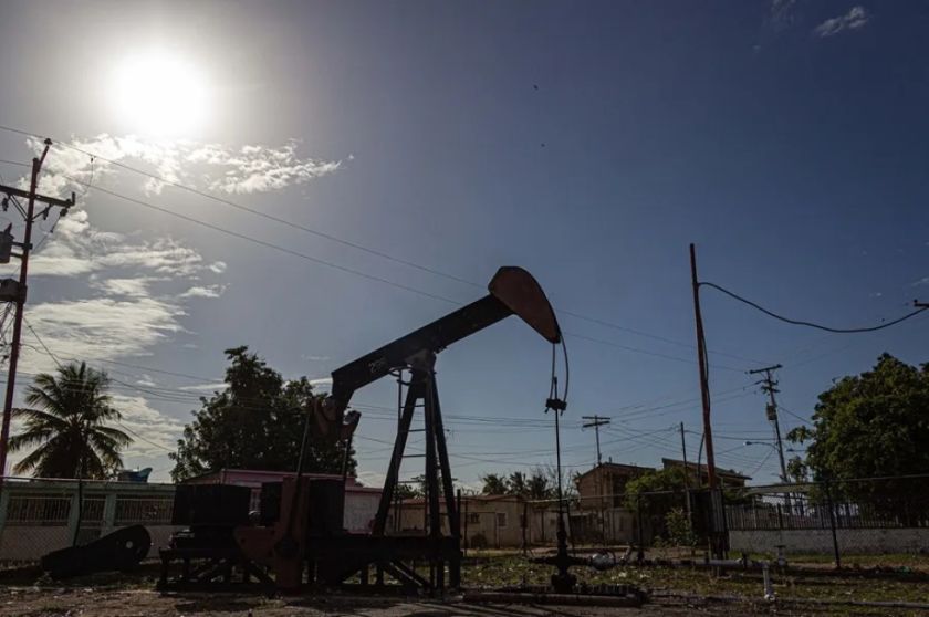 Donald Trump dice que el petróleo de Venezuela comenzará a reponer las reservas de EE.UU.