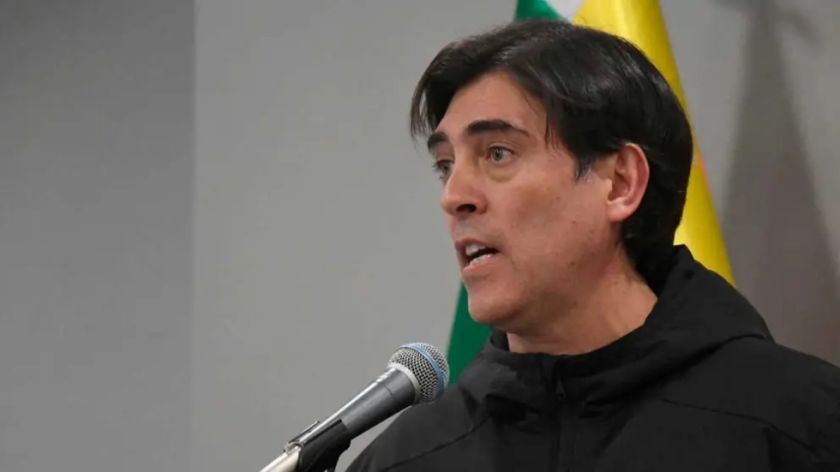 Ministro Mauricio Zamora adelanta que aeropuerto de Potosí podría ser habilitado en noviembre