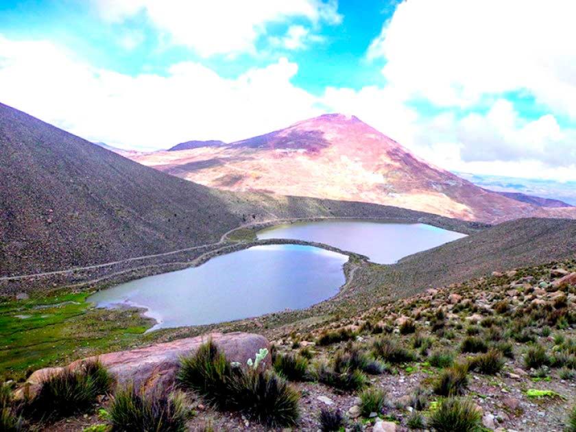 Comunarios bloquean dos lagunas y  Potosí al borde de una crisis hídrica
