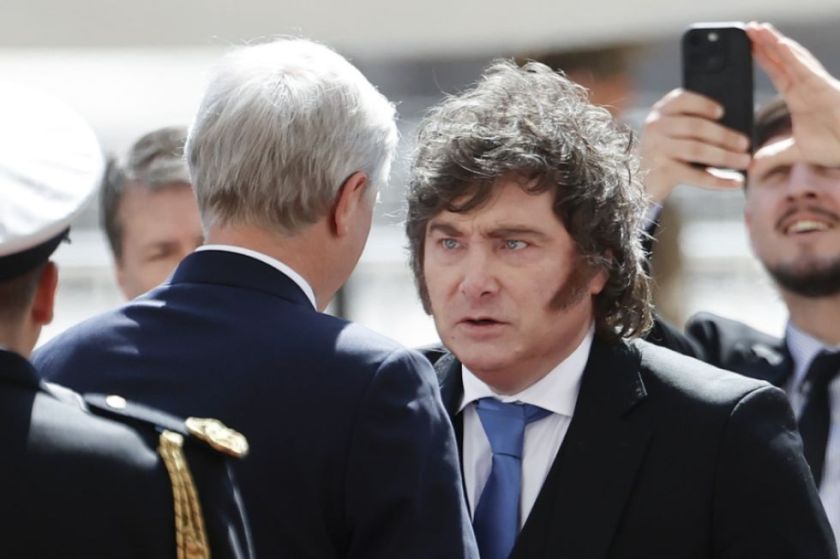Reino Unido responde a Milei: “Nuestro compromiso con las Malvinas es absoluto e inamovible”