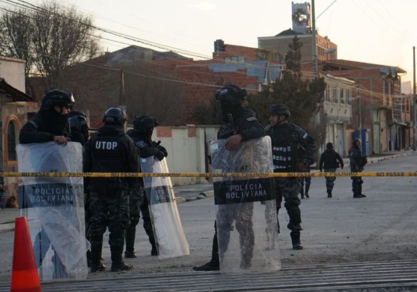 Detonaciones en RM-2 Viacha: Policía confirma 2 fallecidos, 59 heridos y 7 desaparecidos
