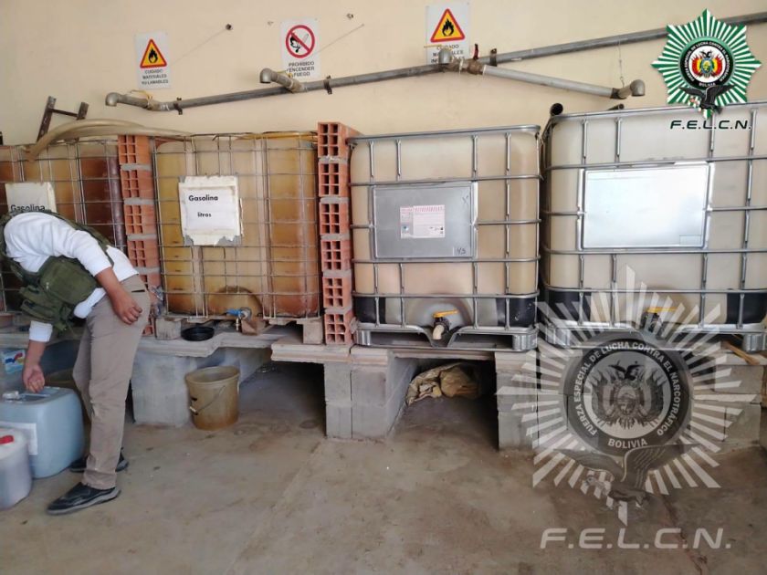 FELCN secuestra más de 2.000 litros de sustancias químicas 