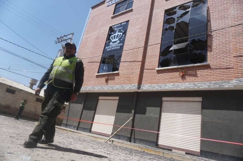 Incertidumbre y miedo en la zona afectada por explosiones en Viacha