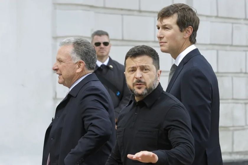 Emisarios de la Casa Blanca llegan a Ucrania después de su reunión con Putin