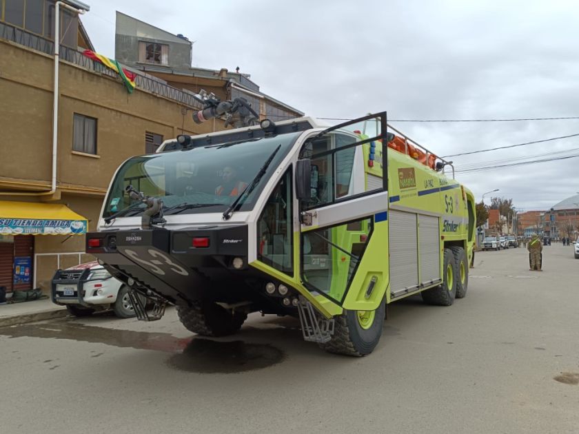 Bomberos aeronáuticos de NAABOL apoyan en labores de seguridad en Viacha