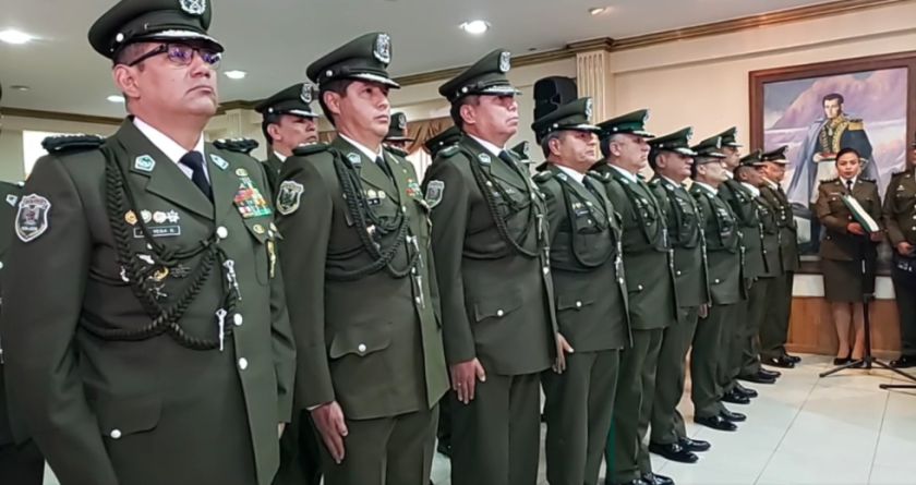 Policía Boliviana posesiona a su nuevo Alto Mando: Franklin Villazón es el nuevo comandante de Potosí