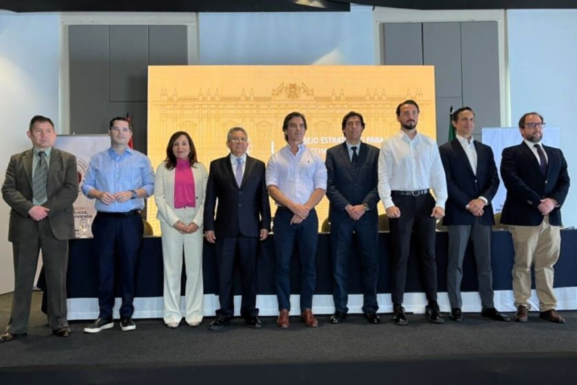 Ministro Zamora instala por primera vez el Consejo Estratégico de Puerto Busch