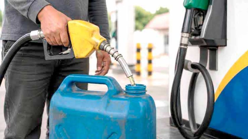 Cae funcionario municipal acusado de robar gasolina