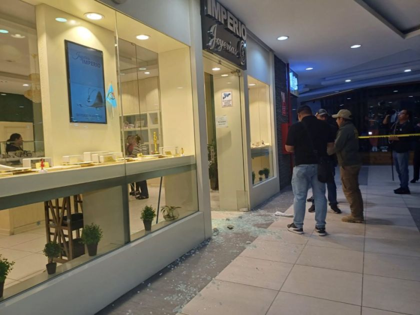 Atracan joyería en centro comercial de Cochabamba 