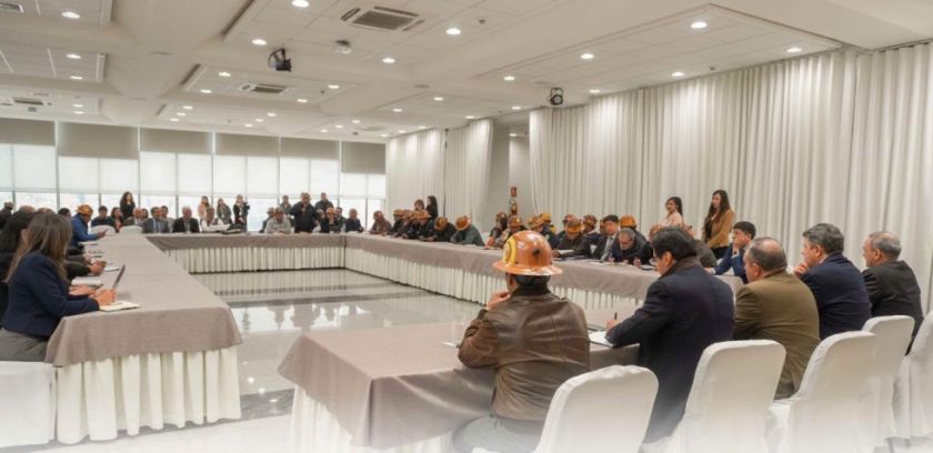 Gobierno instala mesa técnica para la redacción del nuevo Código Minero
